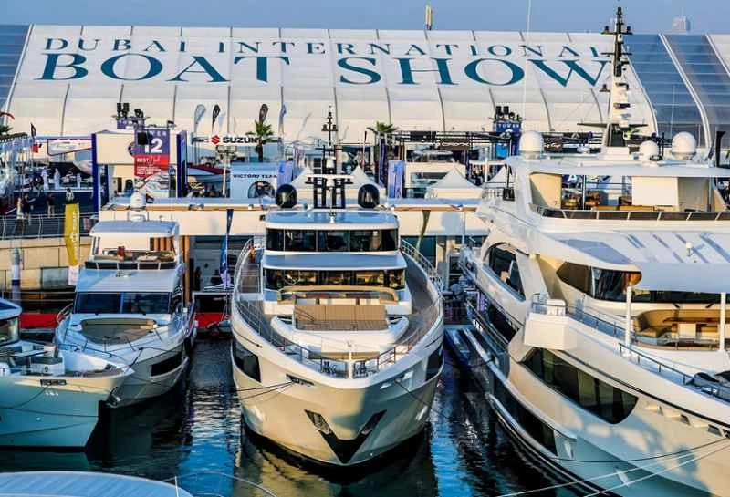 How much are tickets for the 2026 Dubai International Boat Show, and how do I buy them?