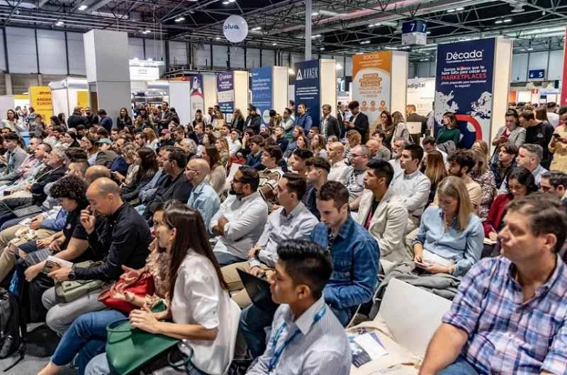 Scope of exhibits at Data Centre World, France, 2026