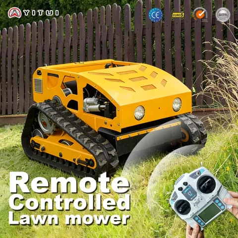 Custom 550mm RC Lawn Mower – Gas Engine, Rubber Crawler Tracks, Self-Propelled Cutting Machine 3