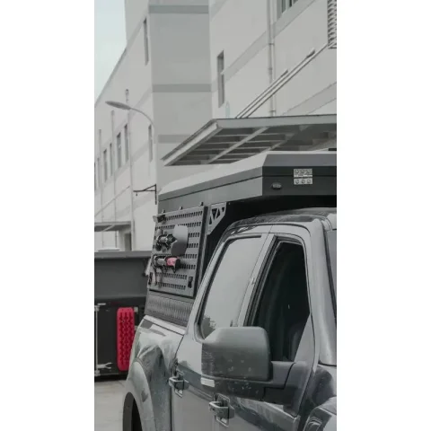 4x4 Off-Road Pickup Camper Shell – Aluminum Slide-In Pop-Up Truck Camper 3